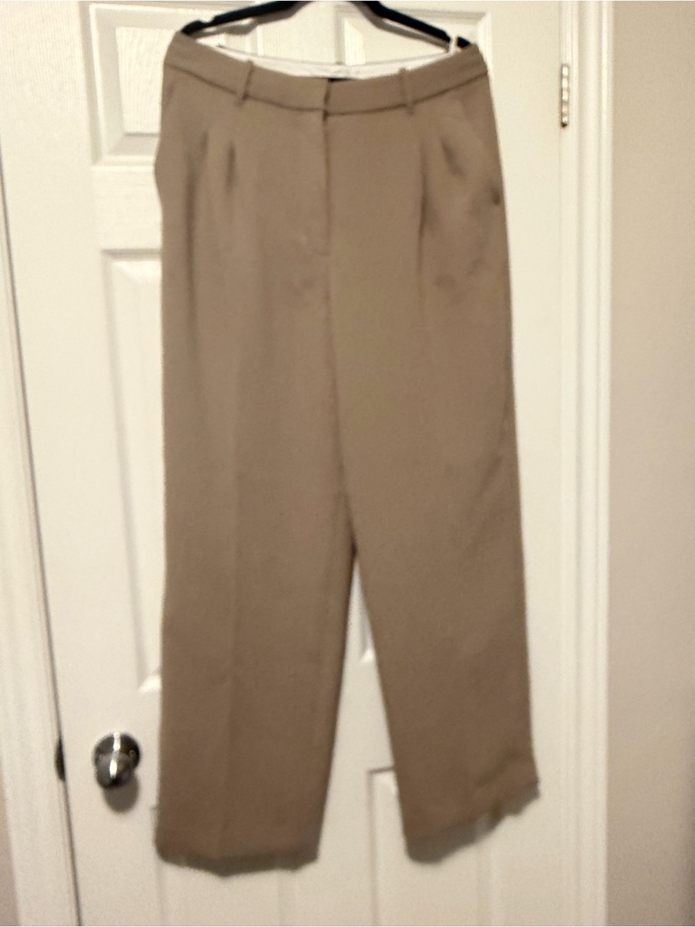 Aritzia Effortless Pants Nomad Taupe Short Crepette